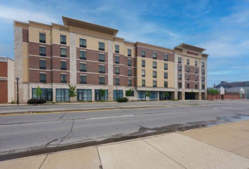 Hampton Inn Hotel – Dearborn