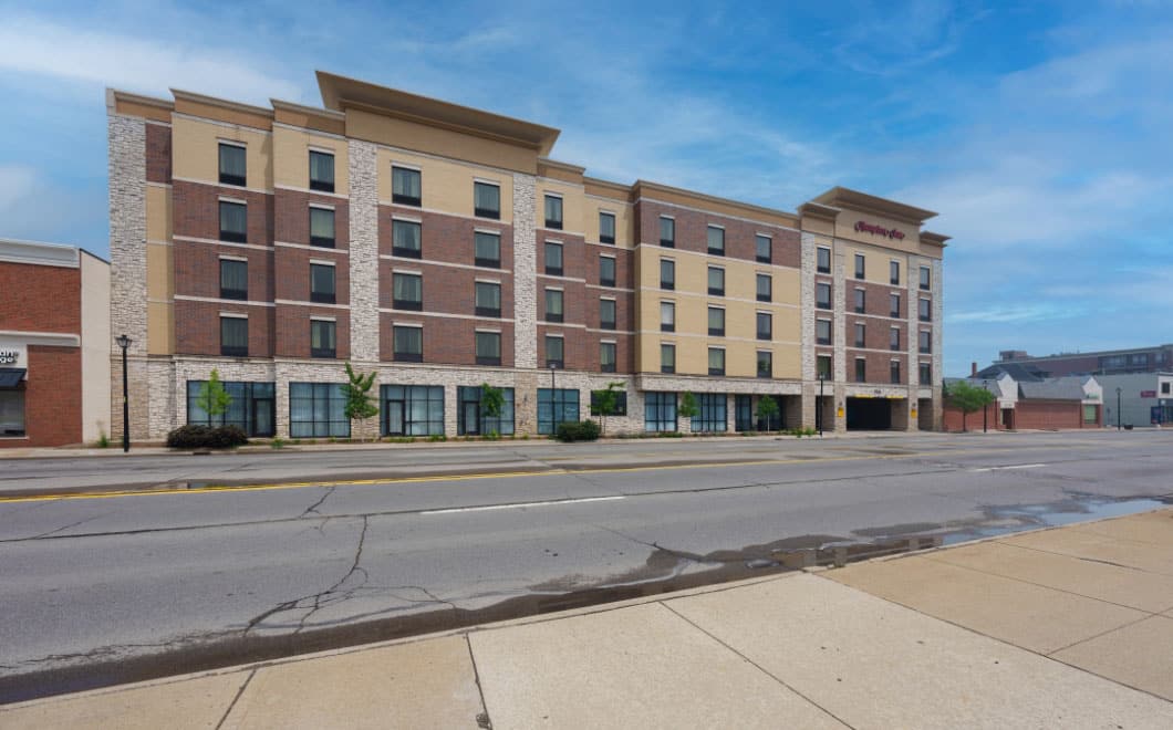 Hampton Inn Hotel – Dearborn